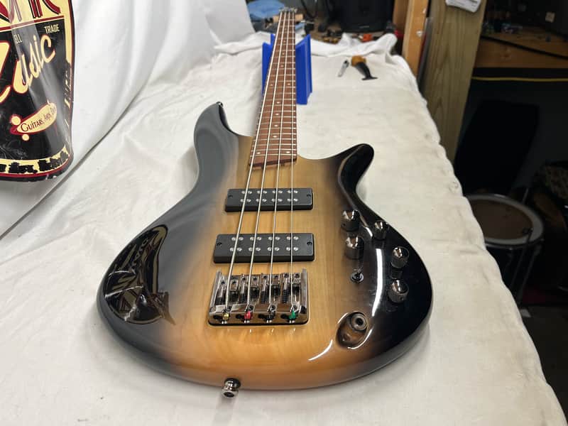 Ibanez Soundgear SR370E 4-String Electric Bass - Image 18