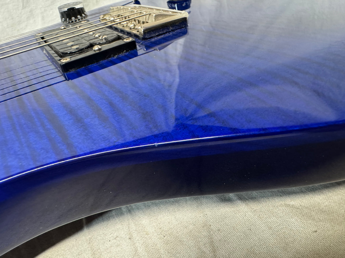 PRS Paul Reed Smith SE Custom 24 Guitar 2013