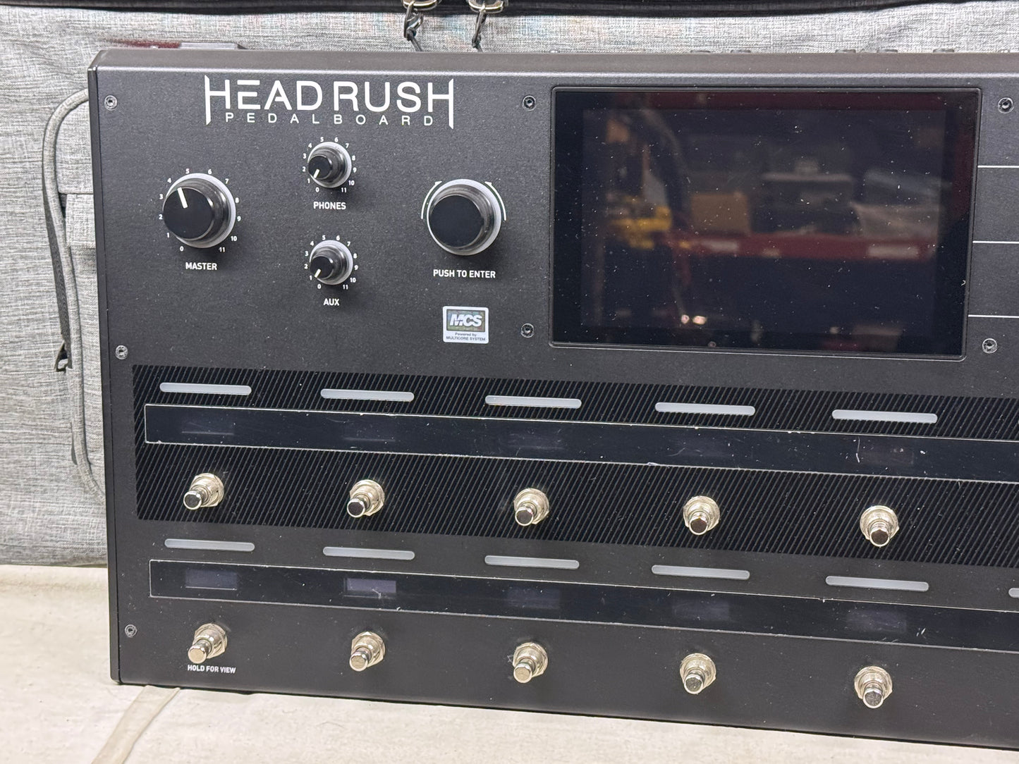Headrush Pedalboard - Powered by Eleven / HD Expanded - Guitar Amp Modeler Multi-Effects Preamp Pedal with Soft Case