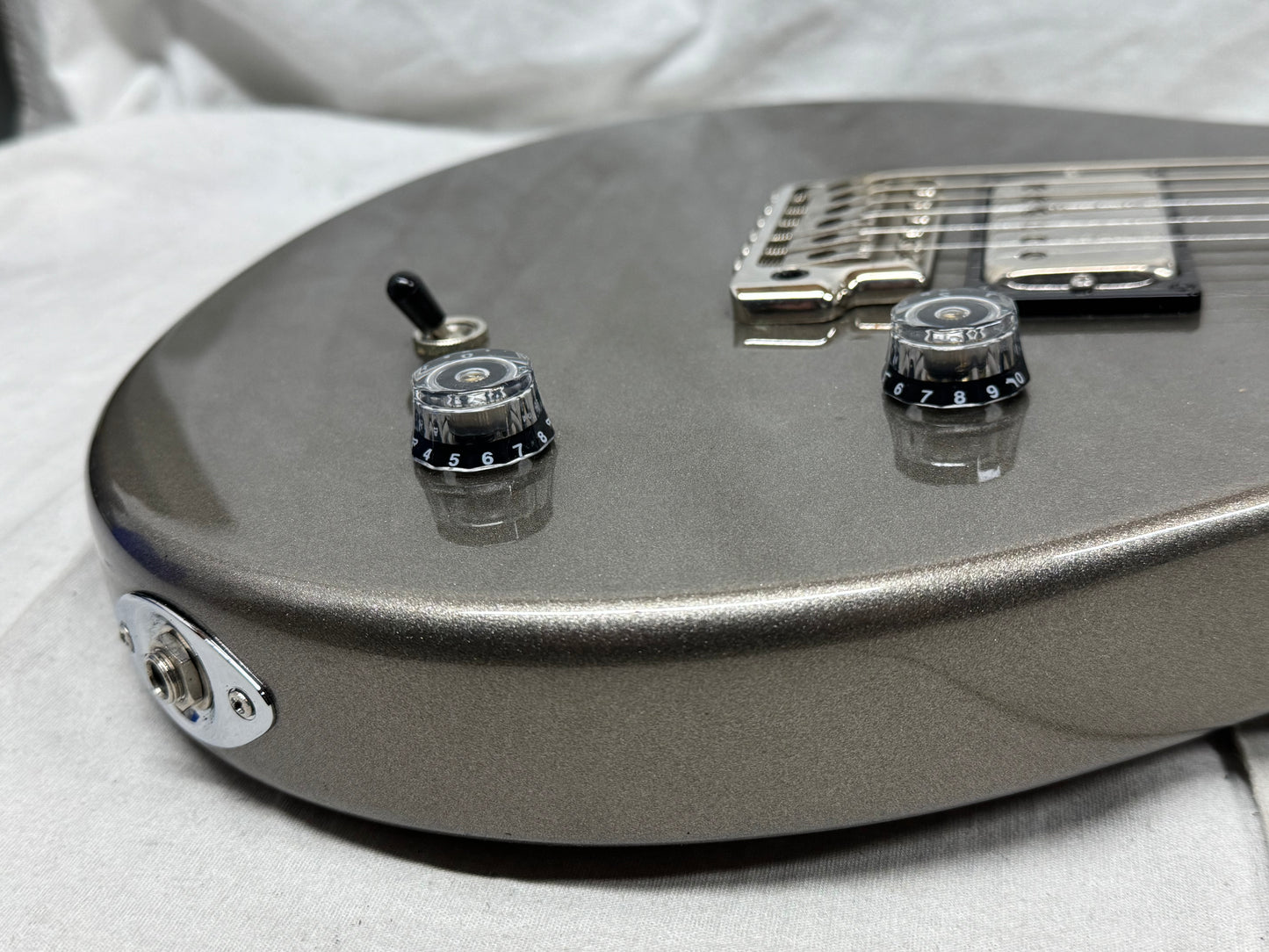 PRS Paul Reed Smith SE Santana Guitar - upgraded bridge and pickups 2001