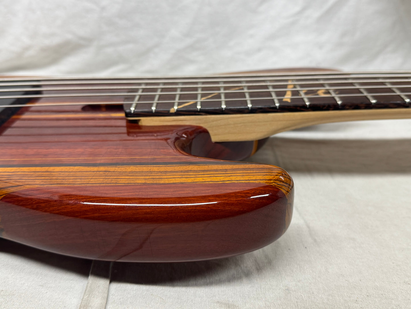 Devon J5 j-5 Modern 22 5-string Bass
