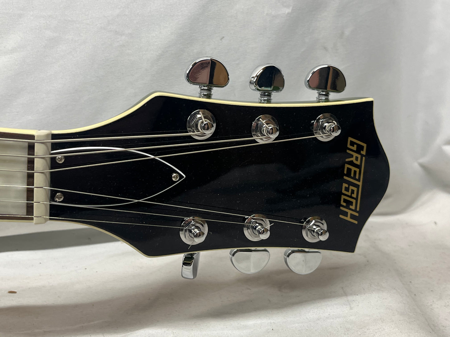 Gretsch Streamliner G2622T Semi-Hollow Body Electric Guitar - Torino Green with Case