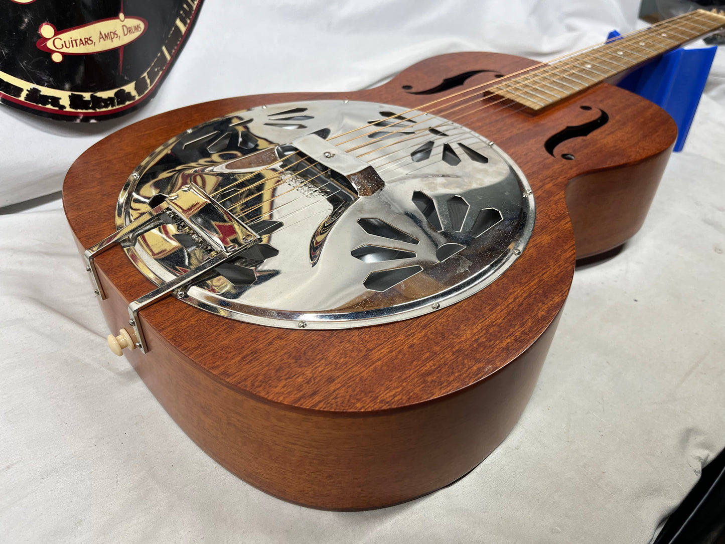 Gretsch G9200 Boxcar Round-Neck Acoustic Resonator Guitar
