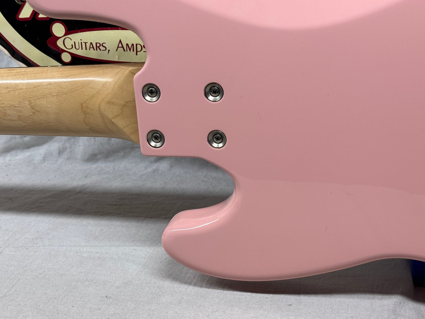 G&L JB-5 jb5 5-string Bass with Case 2021 - Shell Pink