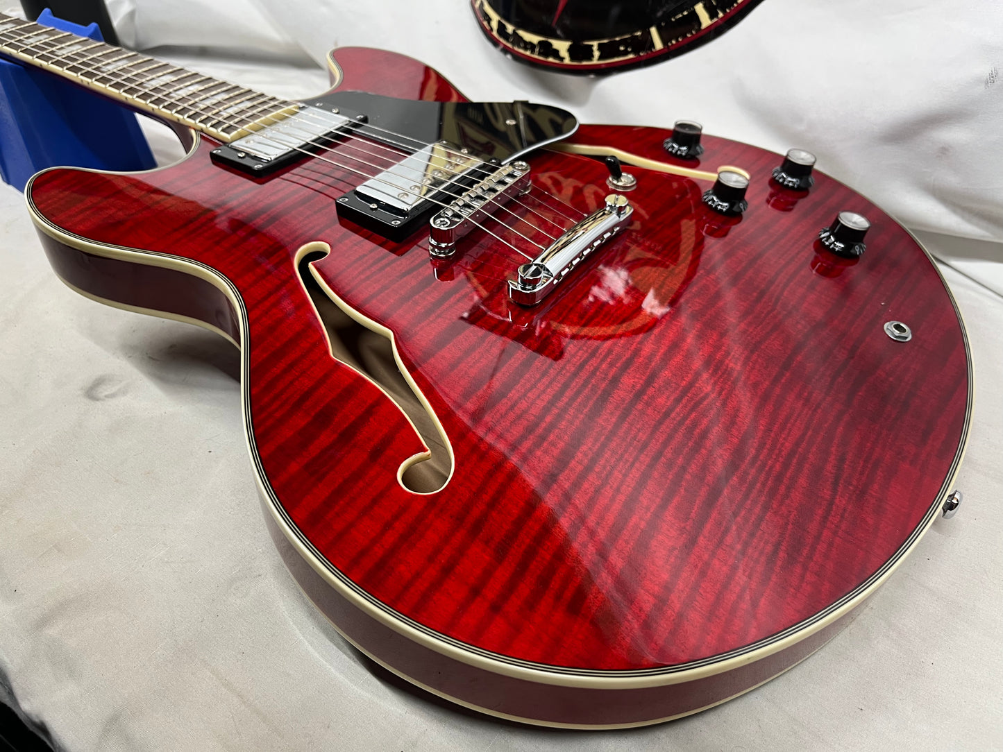 Sire Larry Carlton H7 Semi-Hollow Body Electric Guitar
