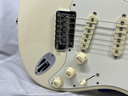 Fender American Professional Stratocaster Strat Electric Guitar with Case - Olympic White