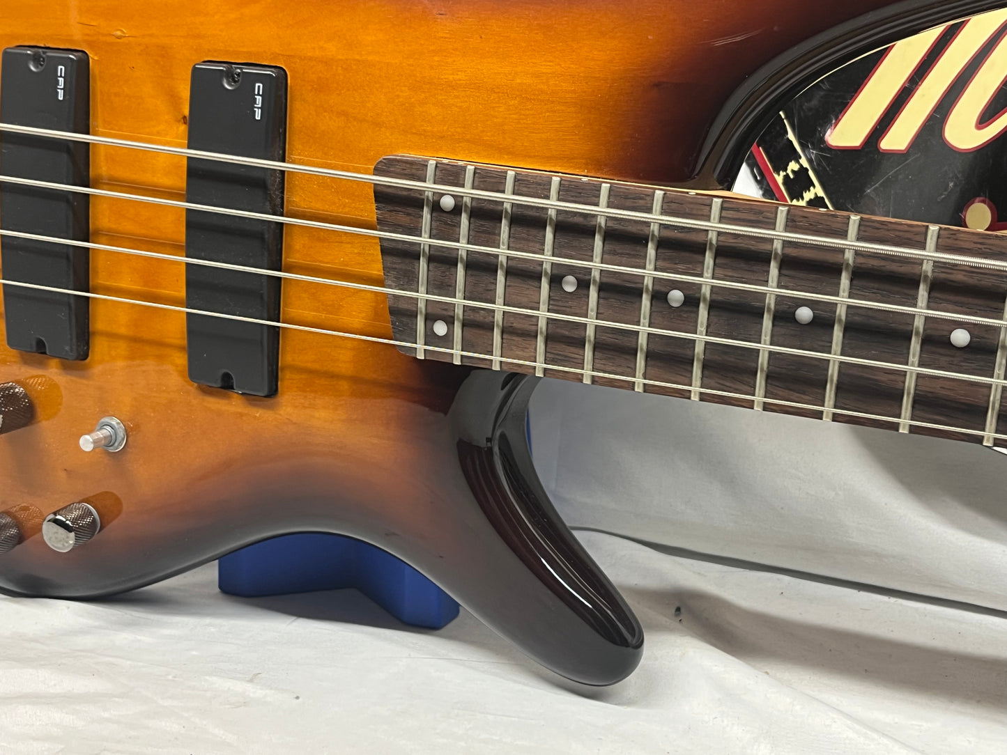 Ibanez Soundgear SR370 4-String Electric Bass
