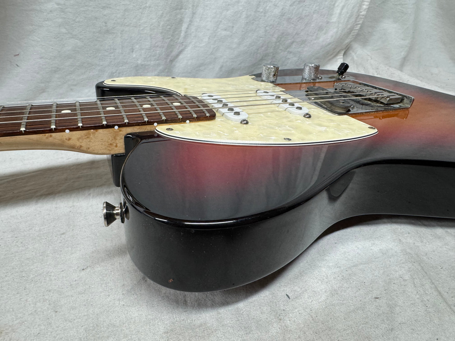 Fender Custom Shop American Classic Telecaster Guitar with Case - 3-Color Sunburst / Rosewood fingerboard