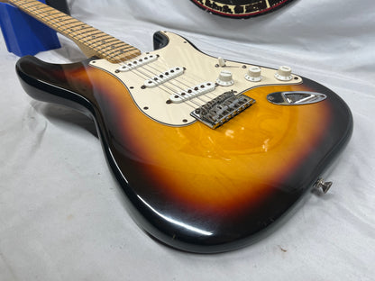 Fender Standard Stratocaster MIM - Made in Mexico Electric Guitar