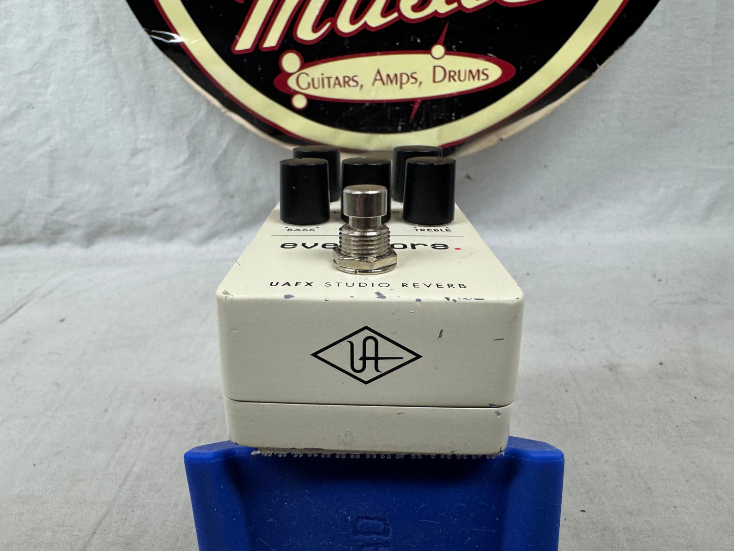 Universal Audio UAFX Evermore Studio Reverb Pedal