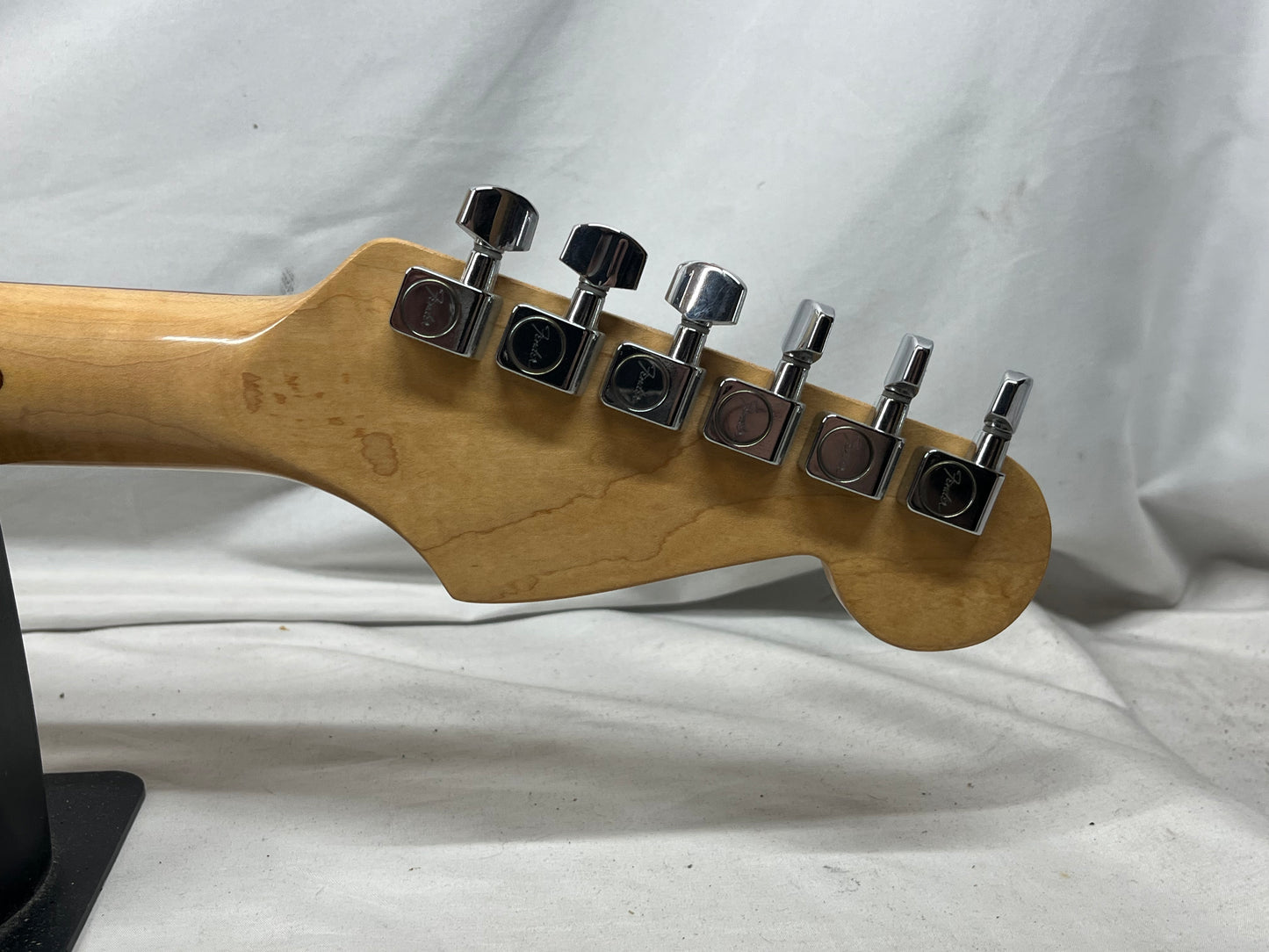 Fender Standard Stratocaster Strat Left Handed Lefty Electric Guitar - Arctic White