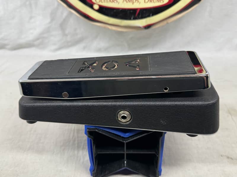 Vox V847 Wah Wah Pedal - USA! - missing 1 foot - Image 4