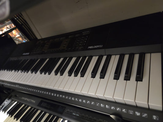 Alesis Melody 61 Keyboard - Local Pickup Only