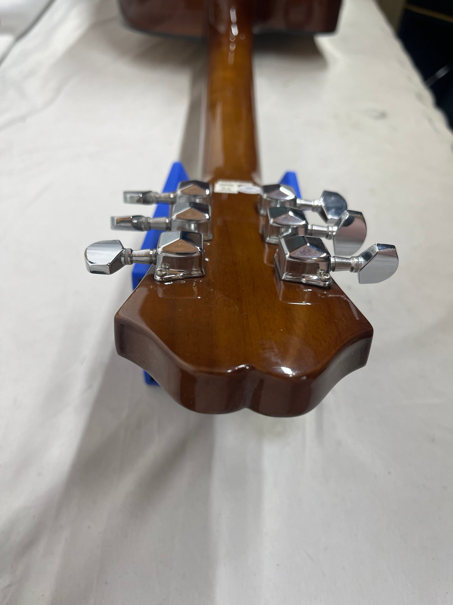 Epiphone J-15 EC Singlecut Acoustic Electric Guitar