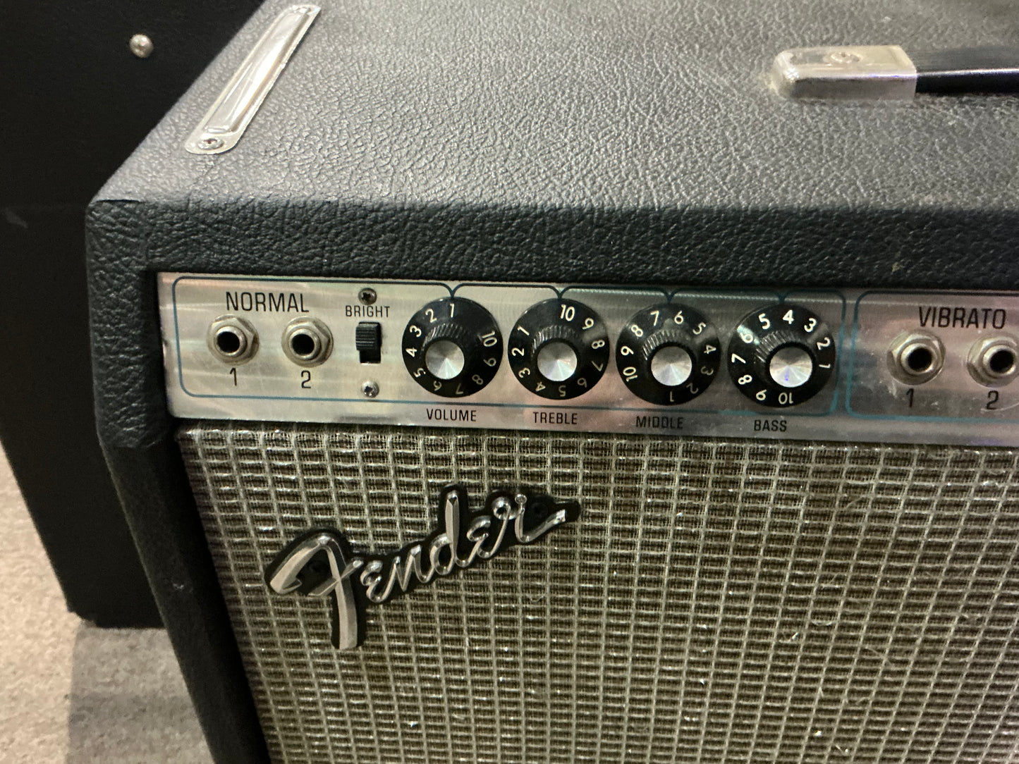Fender Twin Reverb Amp Tube Guitar Combo Amplifier 1977 - Silverface - Local Pickup Only