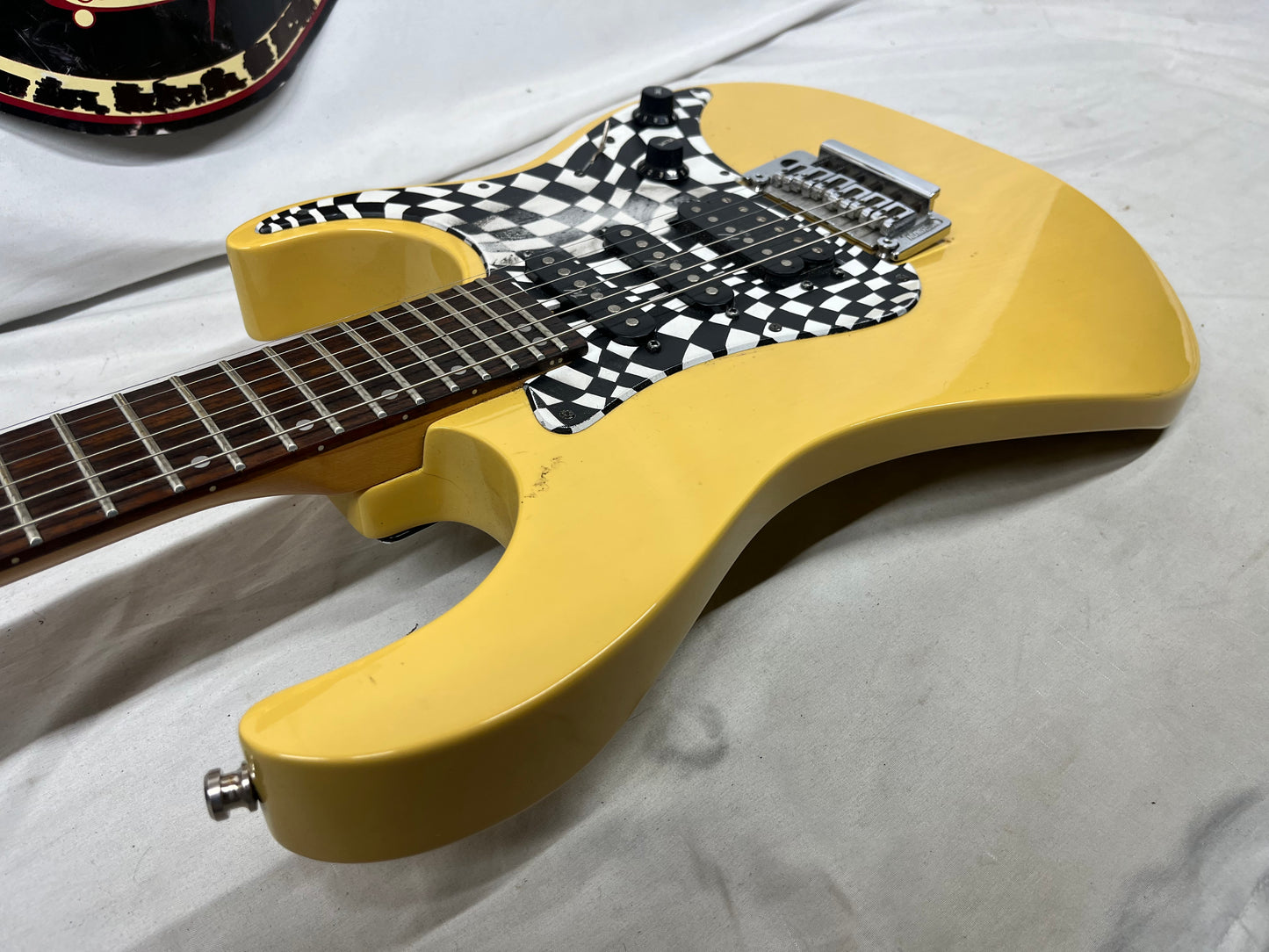 Washburn MG-40 Mercury II Series HSS Doublecut Electric Guitar