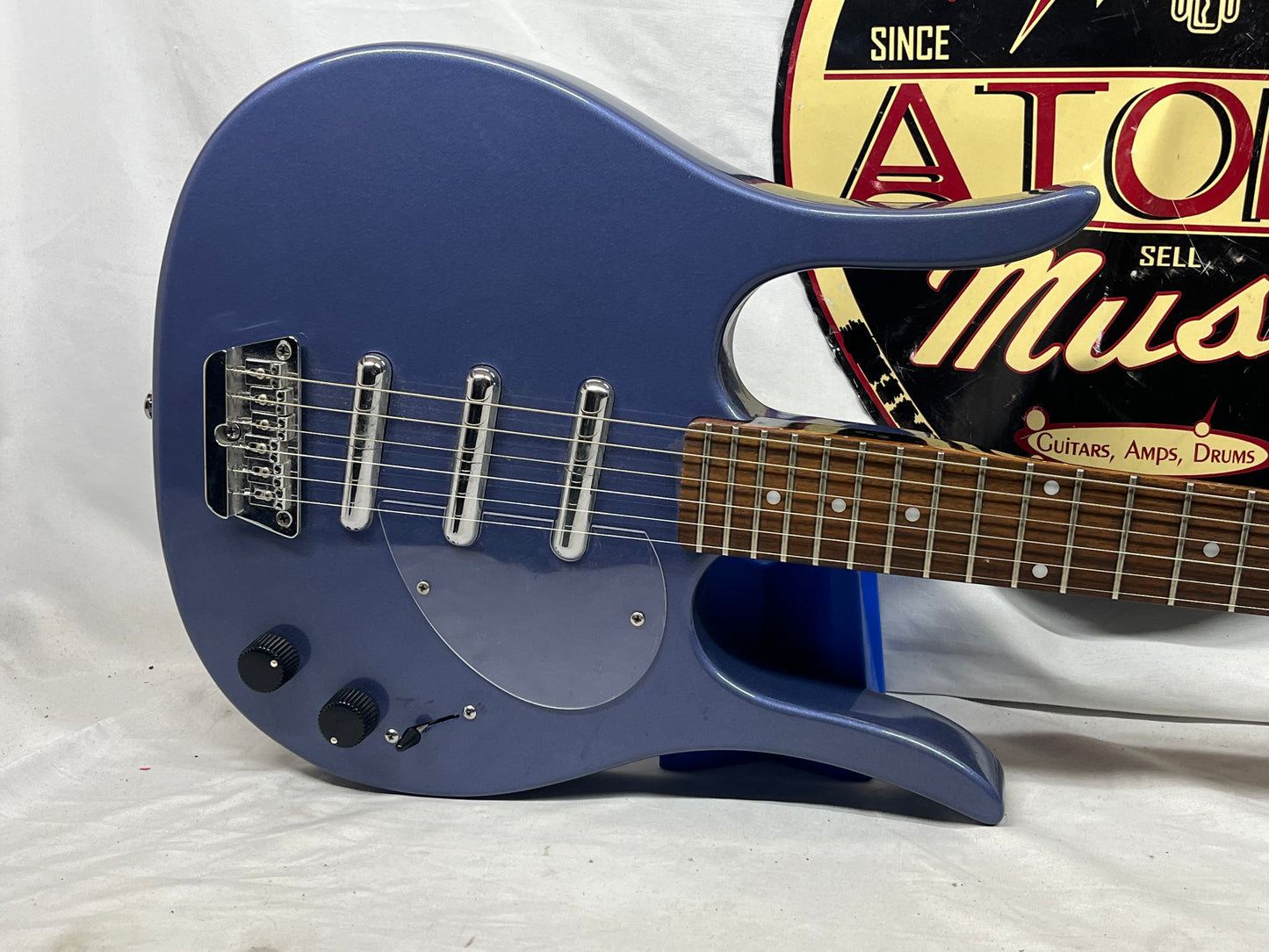 Danelectro RARE Longhorn Doublecut Electric Guitar with Case - Too Blue
