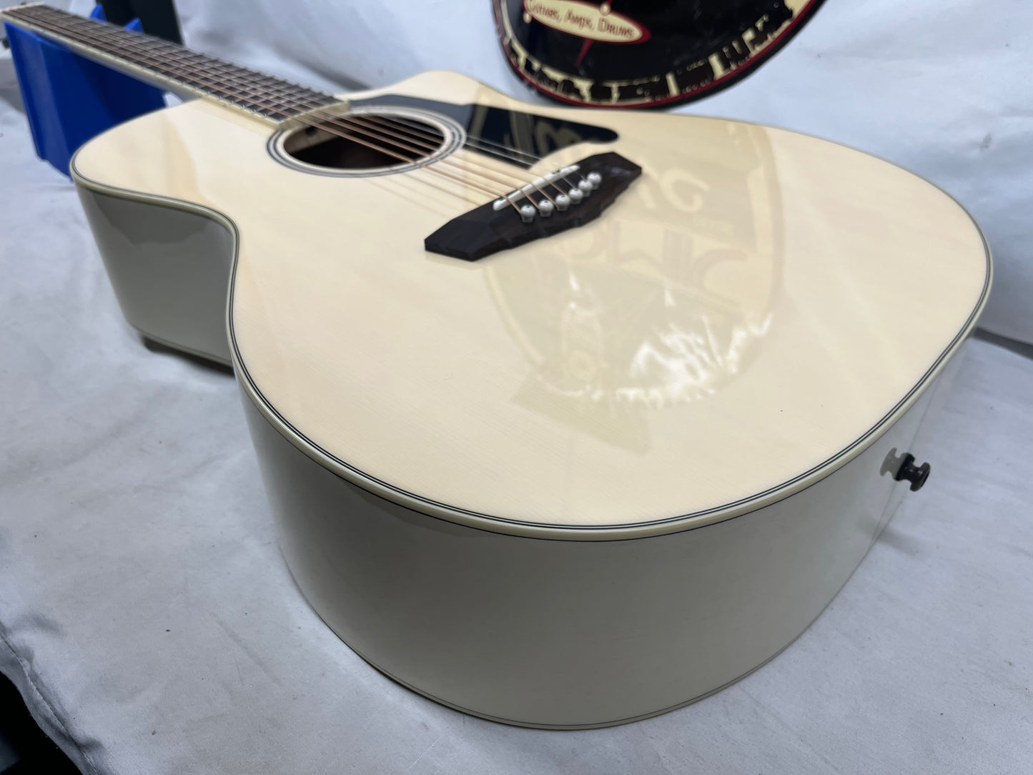 D'Angelico DAPG200G Premier Gramercy Gradn Auditorium Acoustic Electric Guitar - White Wash