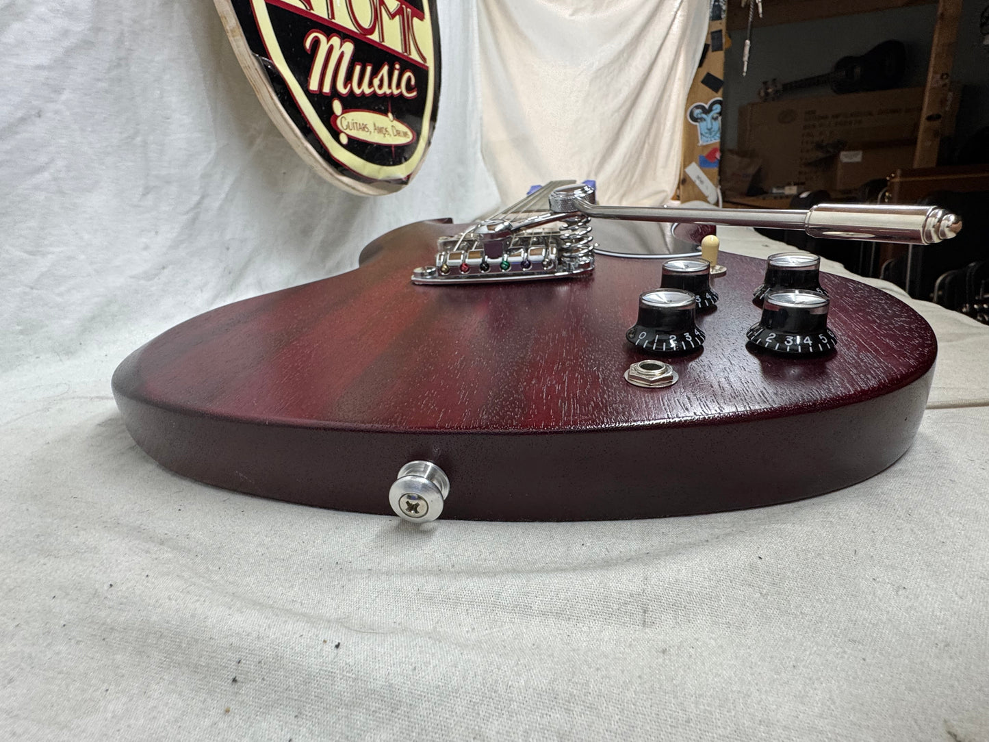 Gibson SG Special Guitar with Case 2018
