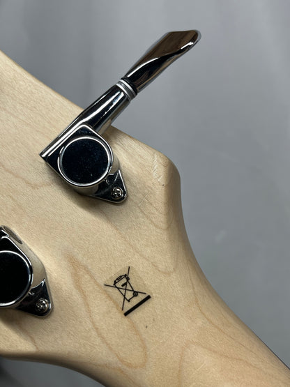 Fullerton 4-String Doublecut Electric Bass