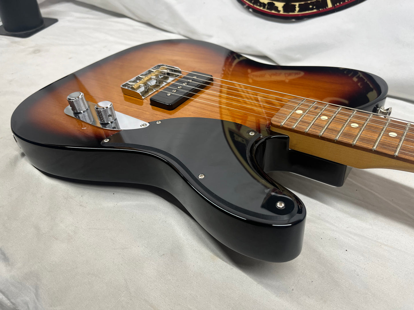 Fender Noventa Telecaster Tele Electric Guitar MIM - Made in Mexico - 2-Color Sunburst