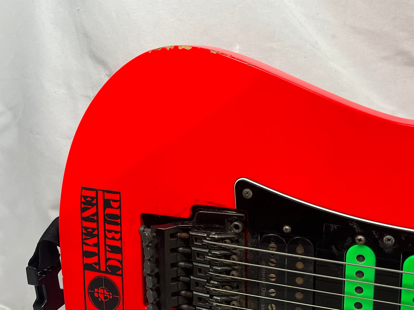 Ibanez RG550 Genesis Collection Doublecut Electric Guitar - Road Flare Red - **only the bridge pickup has output**