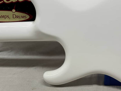 Alembic Elan 4-string Bass with Case - Image 12
