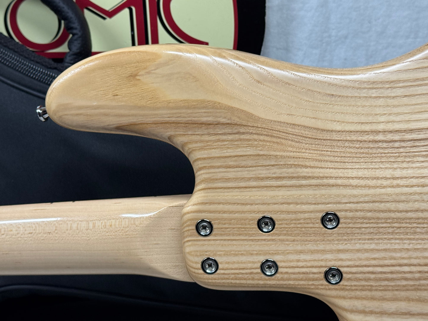 Sandberg California TT-4 tt4 SL Superlight 4-string Bass with Gig Bag