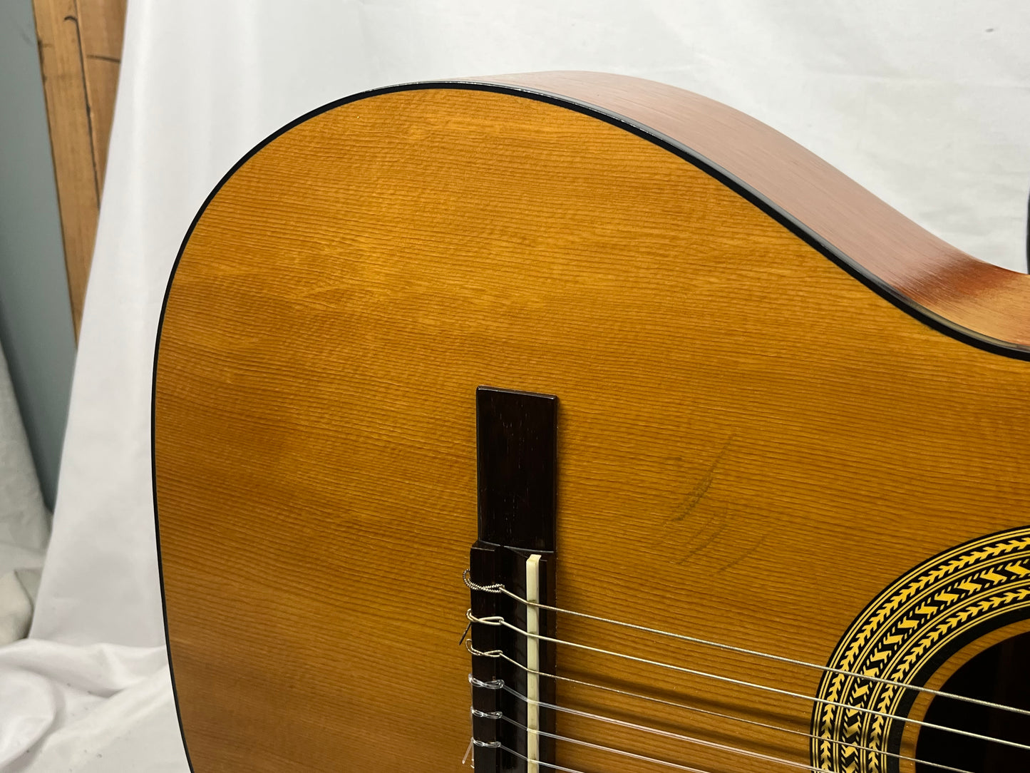 Gibson C-0 Classic Acoustic Guitar with Case
