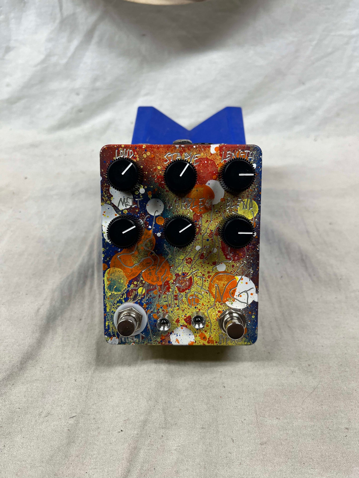 Dirge Electronics Slowly Melting Fuzzy Delay Noise Pedal