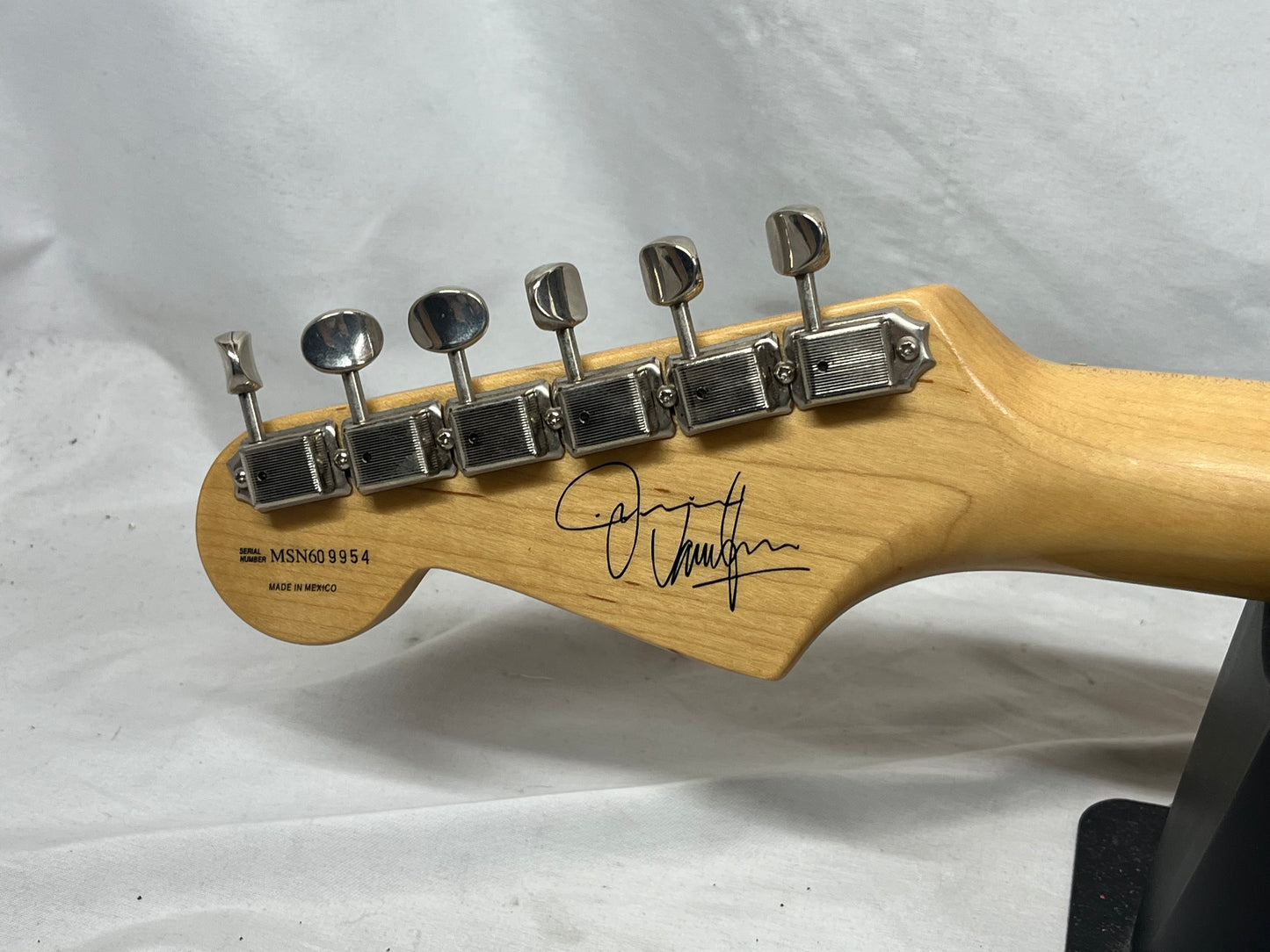 Fender Jimmie-Vaughn Tex-Mex Stratocaster Strat Electric Guitar MIM - Made in Mexico - Olympic White