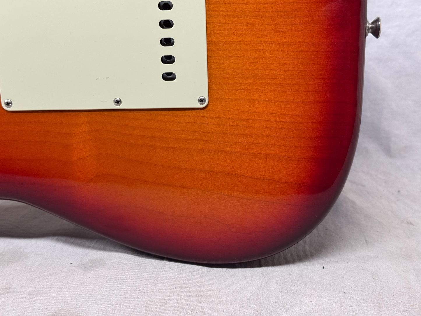 Fender Player II 2 Stratocaster Plus Top Guitar - MIM Mexico 2025 - Cherry Burst / Maple neck