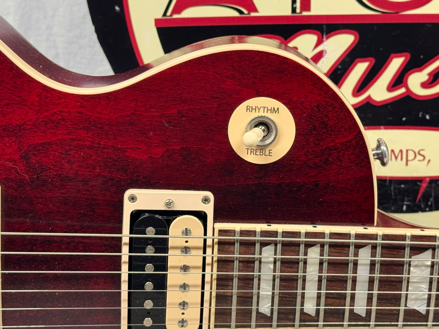 Gibson Les Paul Traditional Pro V Satin Guitar with Case 2019