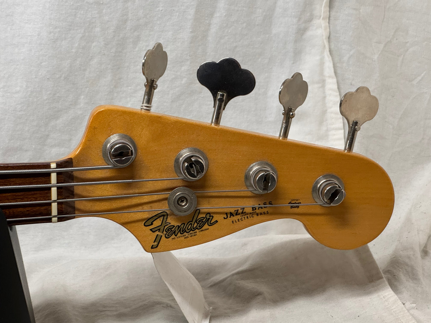 Fender Jaco Pastorius Jazz Bass Fretless 4-string J-Bass with Case 2005 - 3-Color Sunburst / Pau Ferro fingerboard