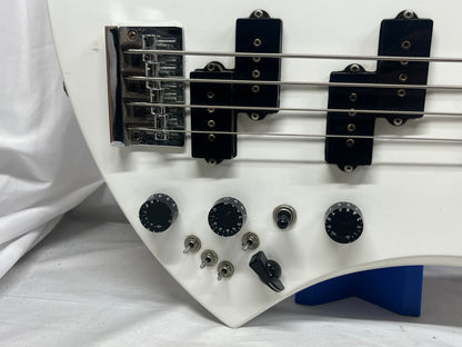 Burny Mockingbird 4-String Electric Bass