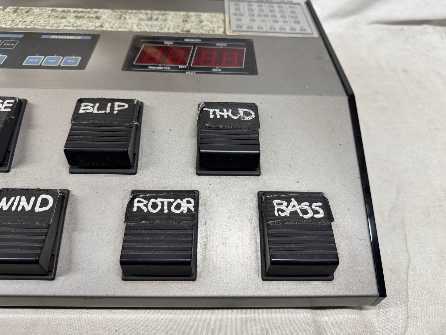 Roland GR-700 gr700 Guitar Synthesizer Module with Case 1985