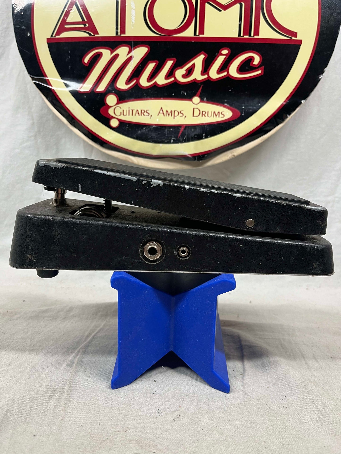 Dunlop GCB95 GCB-95 Cry Baby crybaby Wah Pedal - Rev C Circuit - missing 2 rubber feet