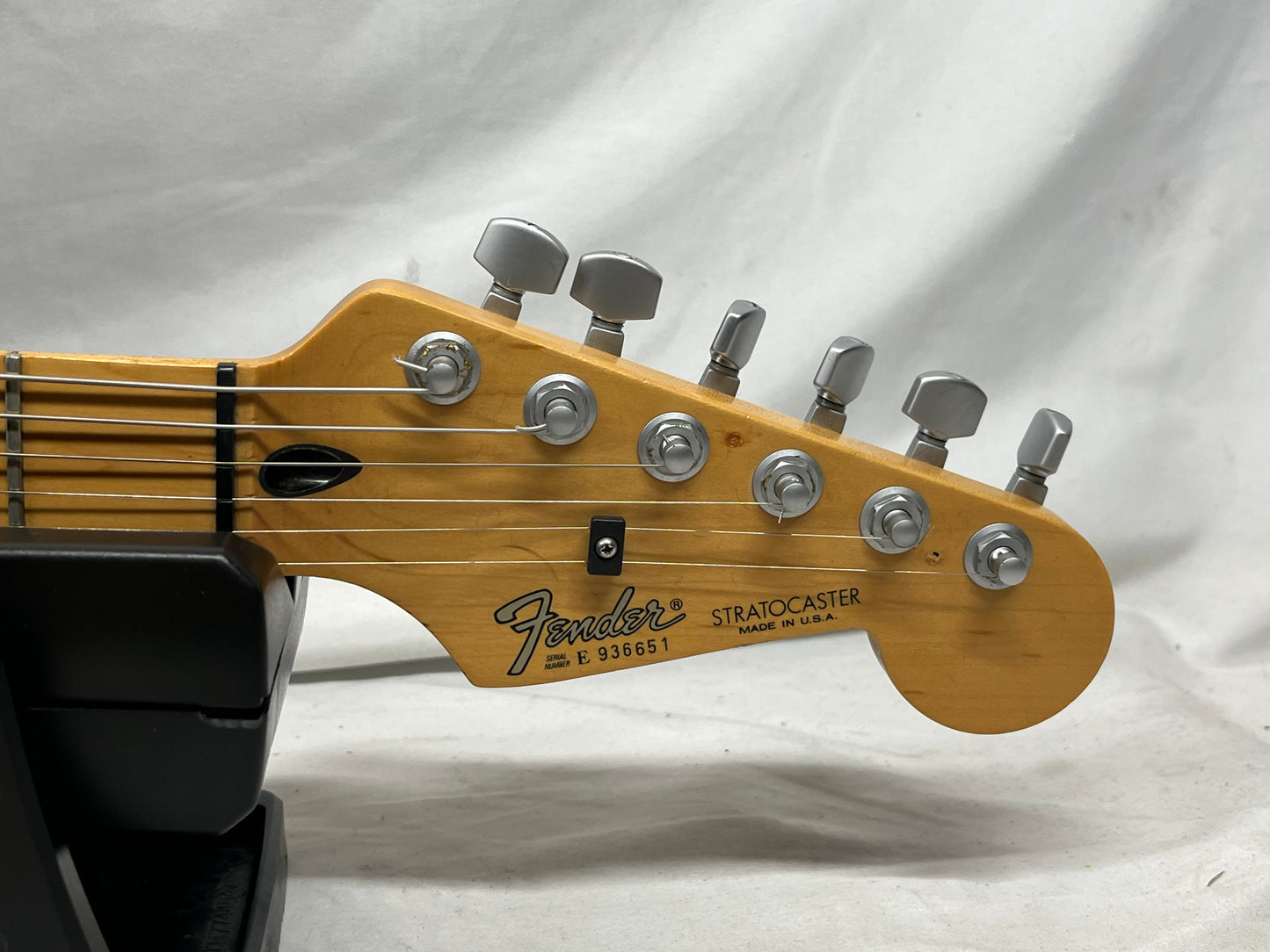 Fender American Stratocaster Strat Electric Guitar 1989 with Case