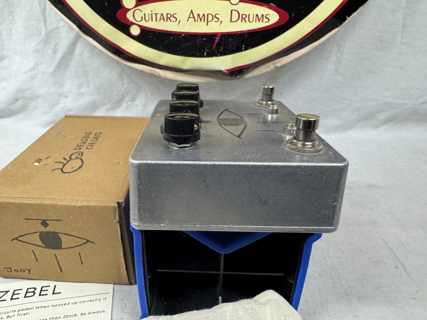 Deadbug Circuits Jezebel Overdrive Pedal with Box