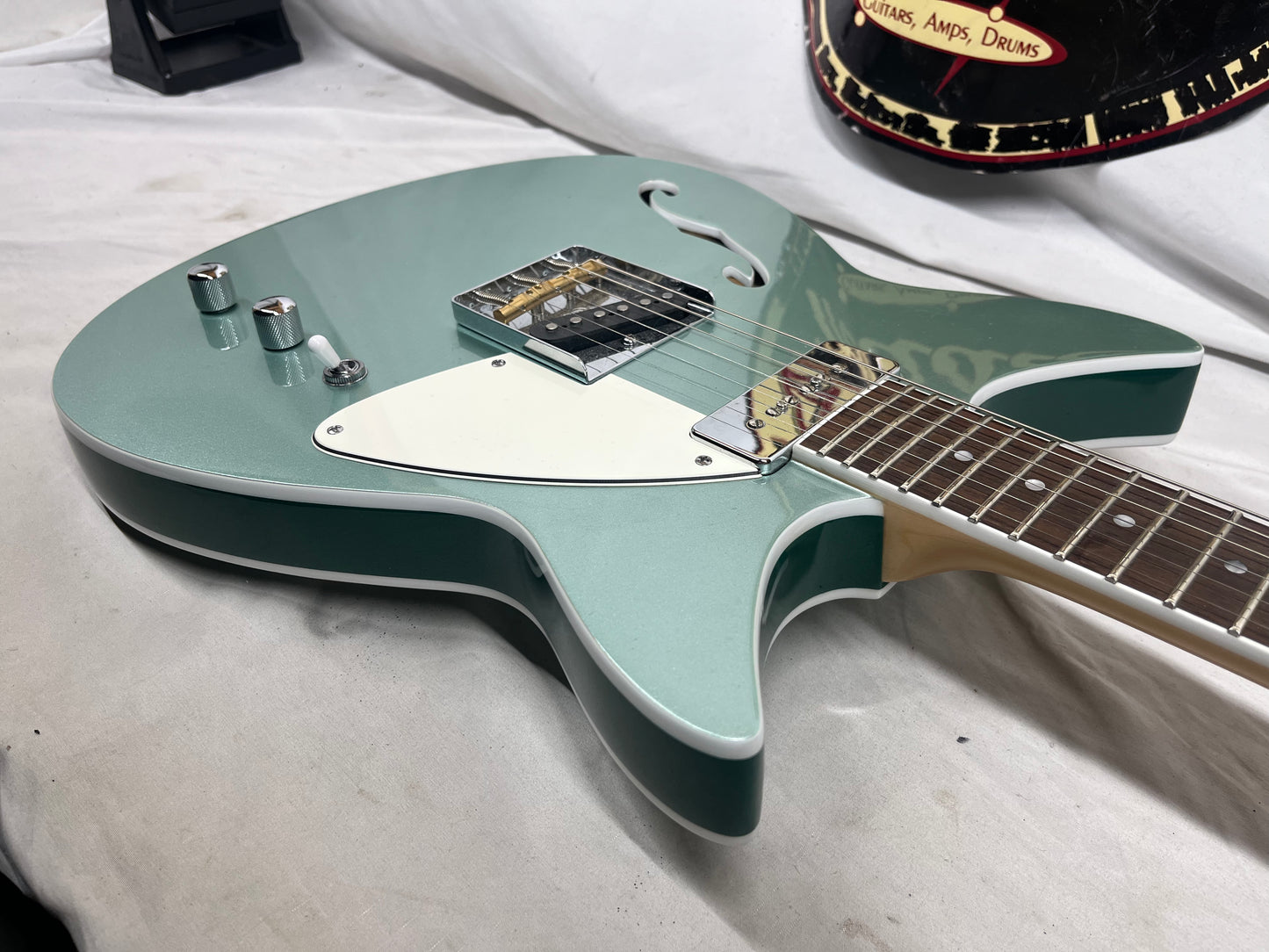 Rivolta Guitars Duocata Doublecut Semi-Hollow Body Electric Guitar - Duo Verde Metallic