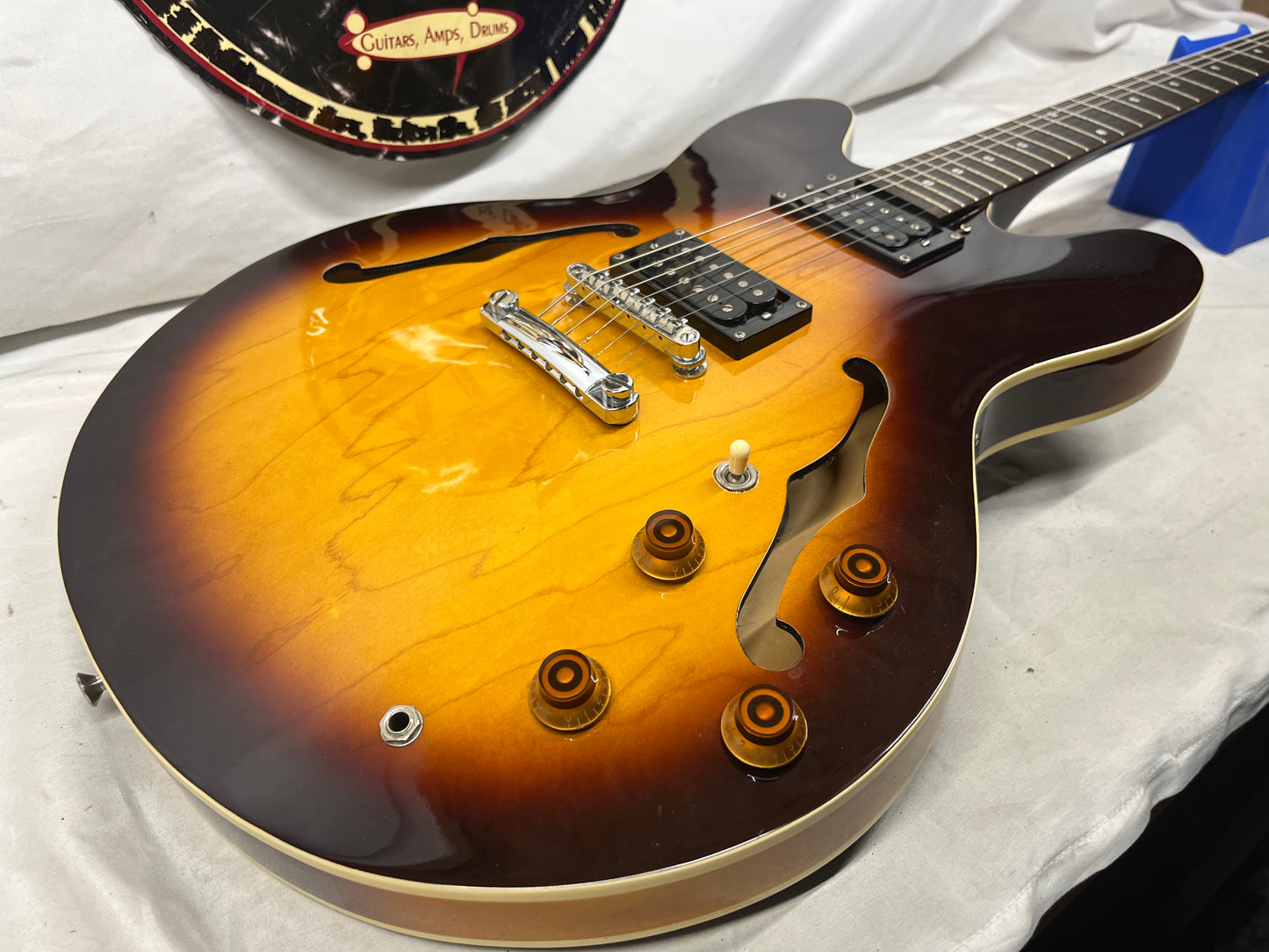 Epiphone Dot Semi-Hollow Body Electric Guitar