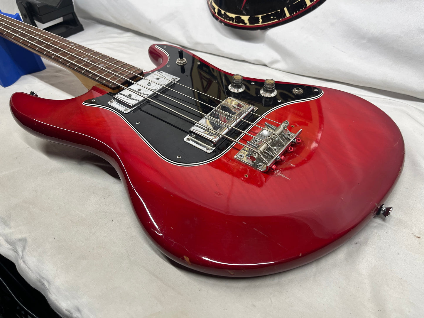 Epiphone ET-280 4-String Doublecut Electric Bass
