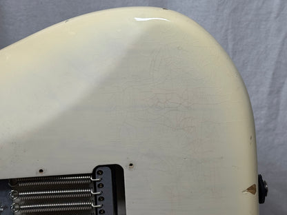 Fender American Vintage '56 1956 Stratocaster Guitar 2017 - Aged White Blonde / Maple neck