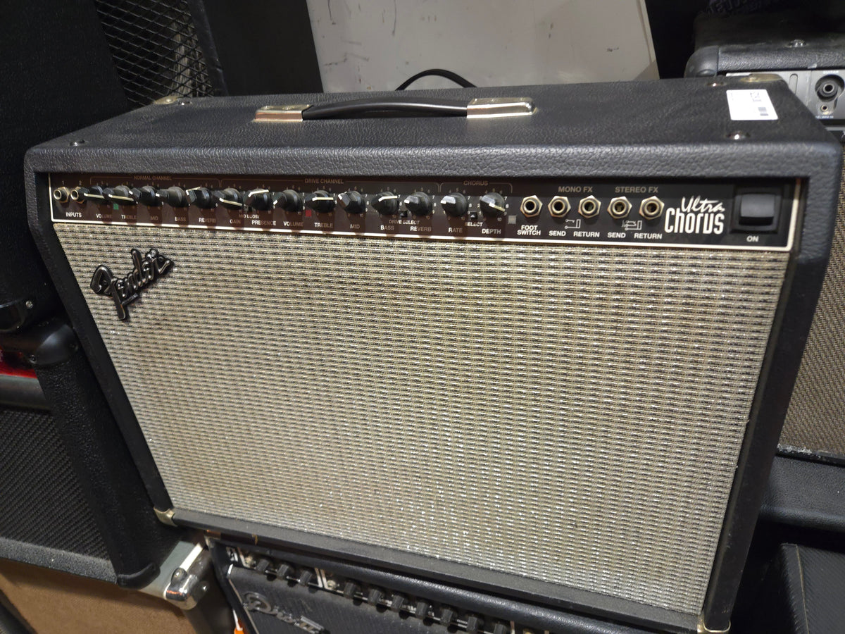 Fender Ultra Chorus 2-Channel 2 x 65-Watt 2x12" Stereo Solid State Guitar Combo 1993 - 1994 - Local Pickup Only