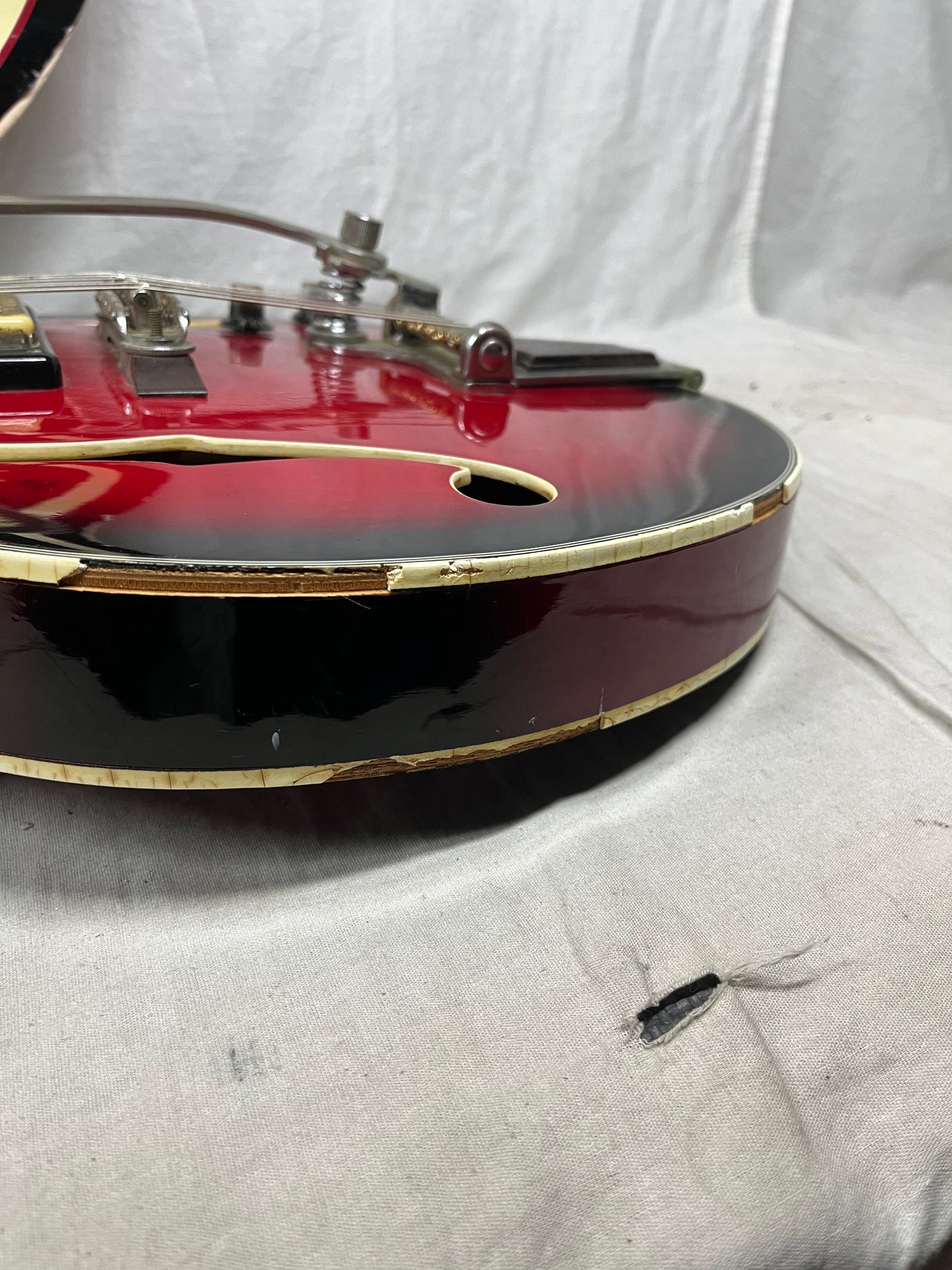 Univox Coily U1825 Hollow Body Guitar MIJ Made In Japan Vintage Redburst - AS IS! needs new nut