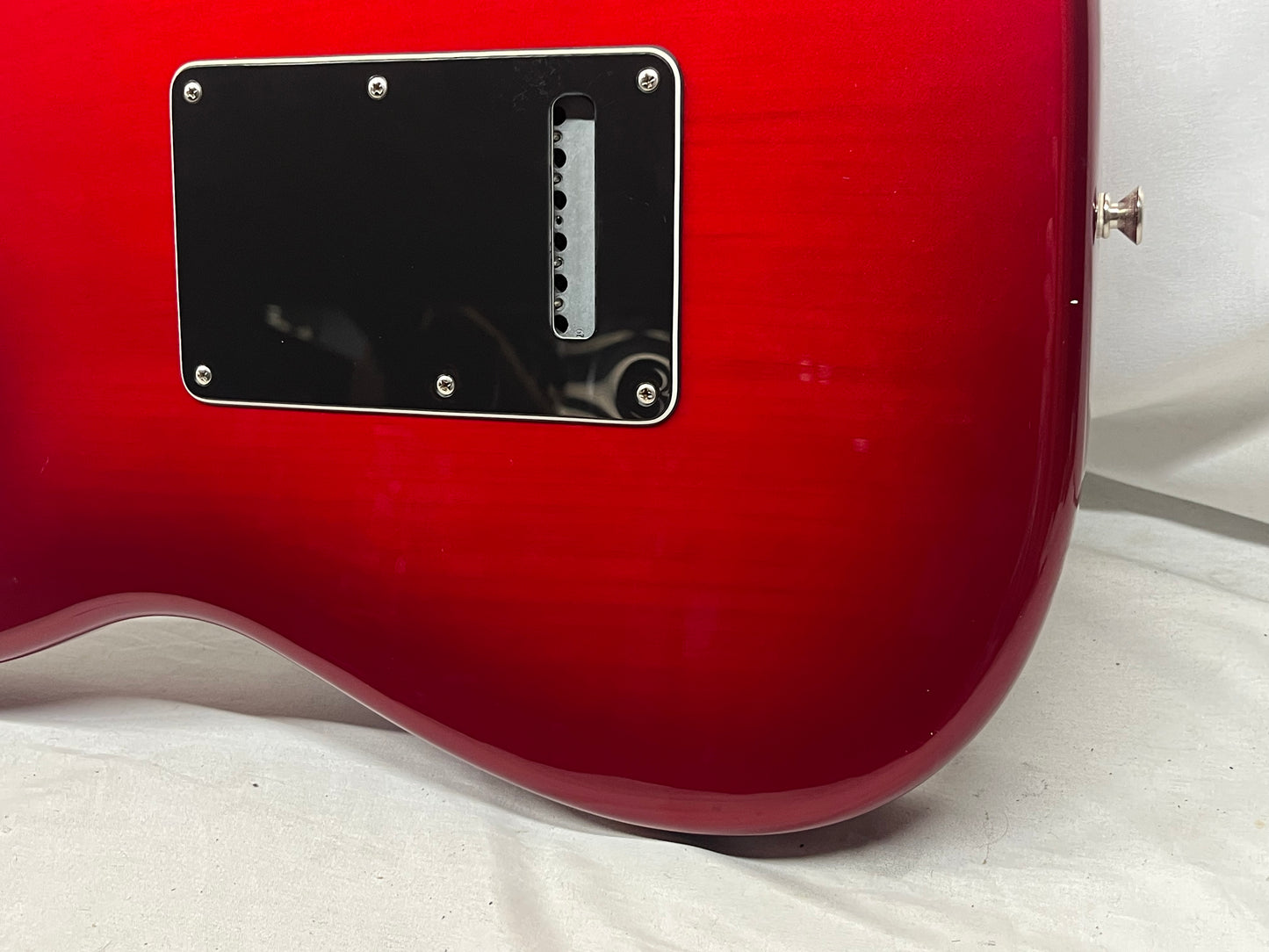 Fender Standard Stratocaster HSS FSR Electric Guitar MIM - Made in Mexico - Candy Red Burst