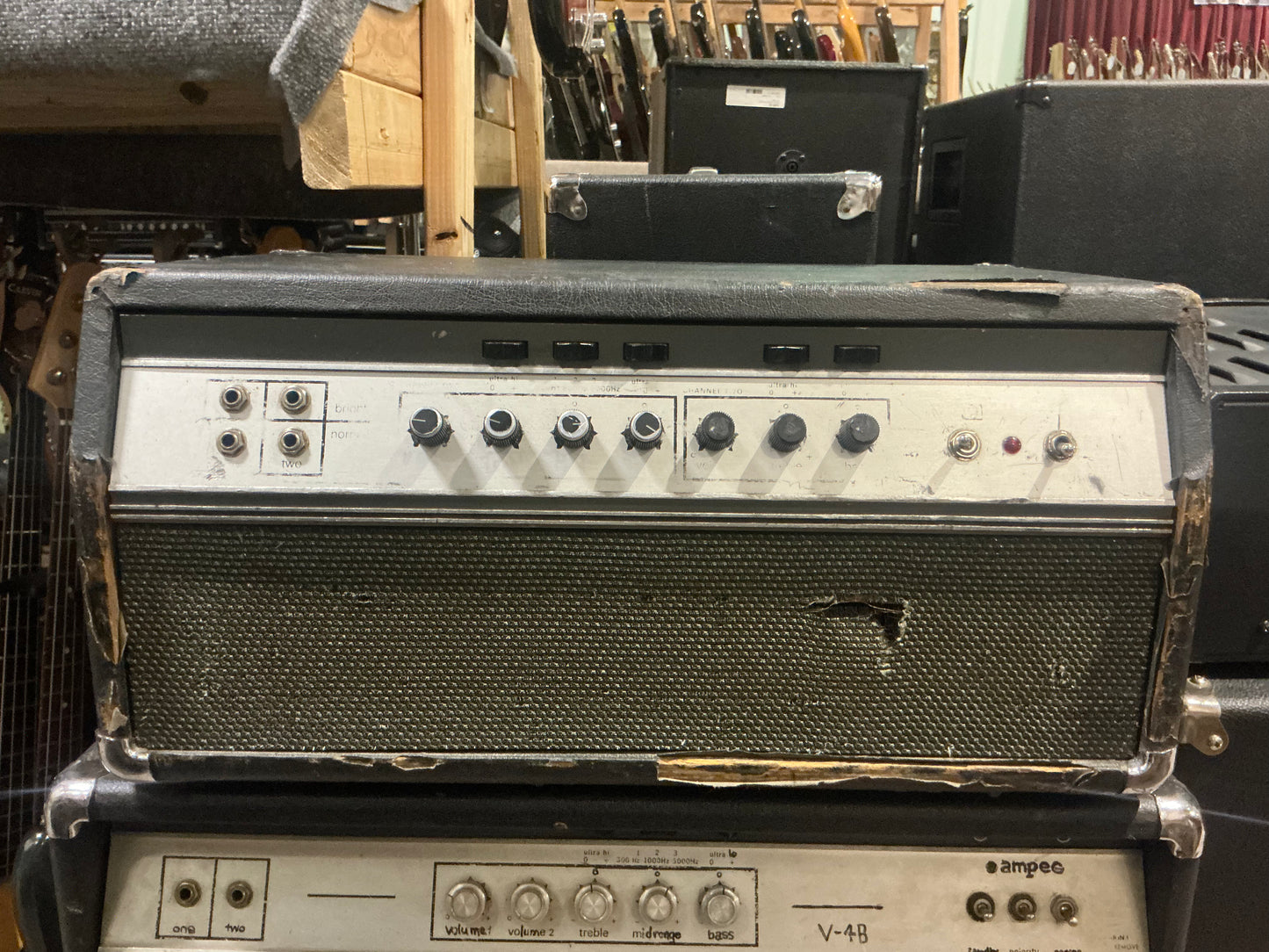 Ampeg SVT Tube Bass Amplifier Head - Local Pickup Only