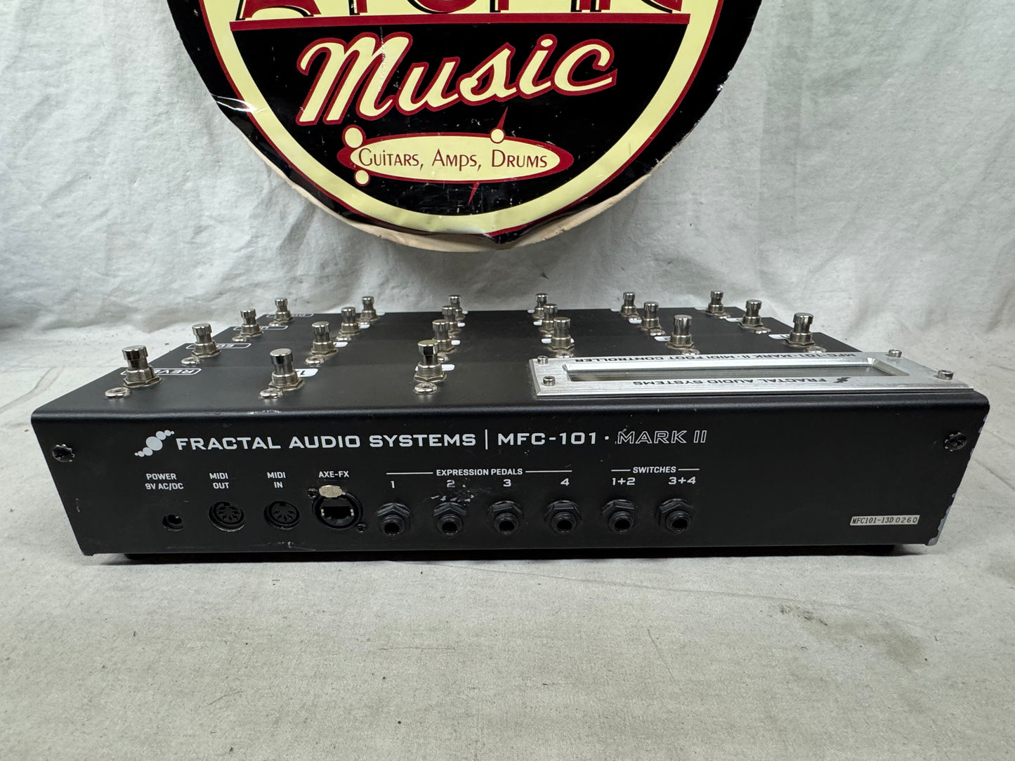 Fractal Audio Systems MFC-101 mfc101 MkII MIDI Foot Controller Pedal