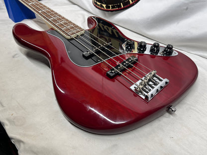 Fender American Deluxe 4-String Electric Jazz Bass 2011 - Wine Transparent