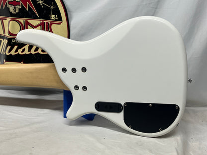 Douglas 6-String Doublecut HH Electric bass